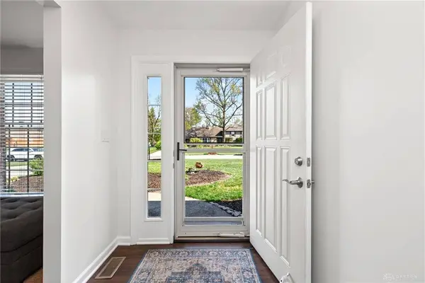 1524 Lindenhurst Drive, Centerville, OH 45459