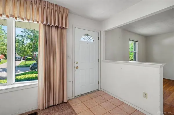 4619 College View Drive, Dayton, OH 45417