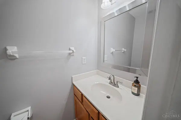 7801 Livingston Ct, Deerfield Twp., OH 45040