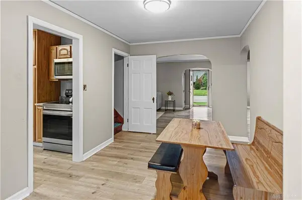 208 E Dorothy Lane, Kettering, OH 45419