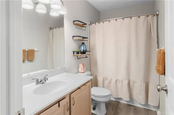 1461 Ashworth Court, Centerville, OH 45459