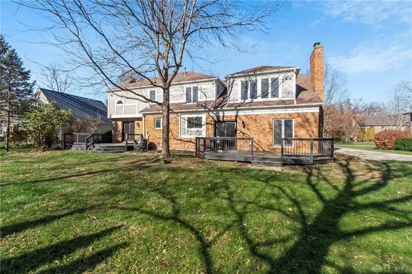 7742 N Winding Way, Tipp City, OH 45371