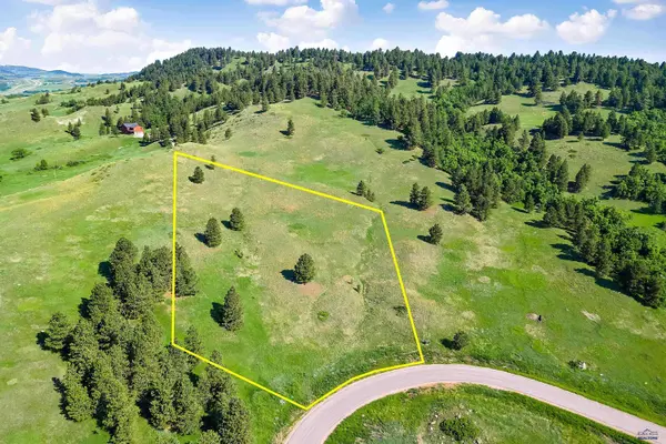 3949 Twisted Oak Rd, Sturgis, SD 57785