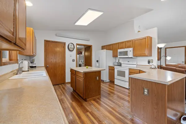 24527 Red Ridge Road, Hermosa, SD 57744