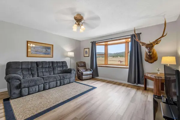 8062 Blucksberg Dr, Sturgis, SD 57785