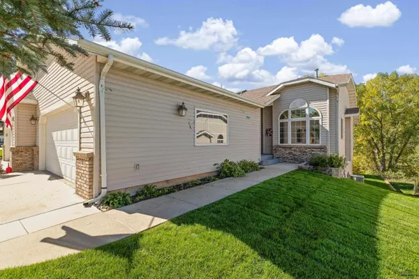 3701 Park Dr, Rapid City, SD 57702