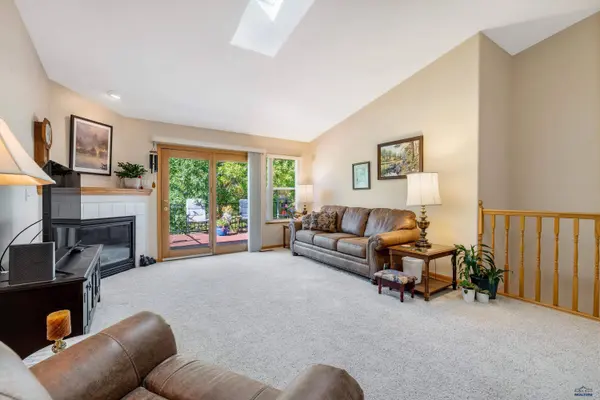3701 Park Dr, Rapid City, SD 57702