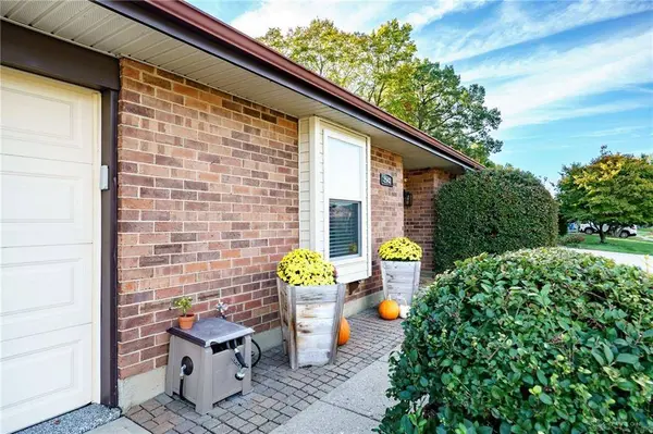 8948 Autumngate Lane, Dayton, OH 45424