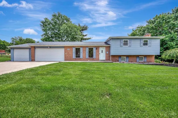 6552 Barret Rd, West Chester, OH 45069