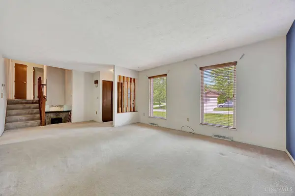 6552 Barret Rd, West Chester, OH 45069