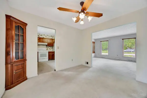 6552 Barret Rd, West Chester, OH 45069