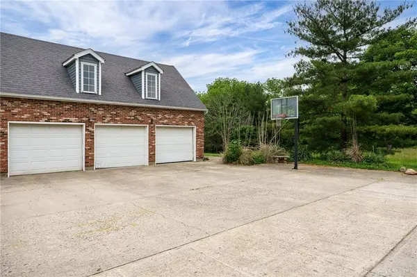 4850 S Charleston Pike, Springfield, OH 45502