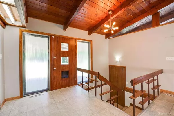 761 Dorchester Drive, Springfield, OH 45506