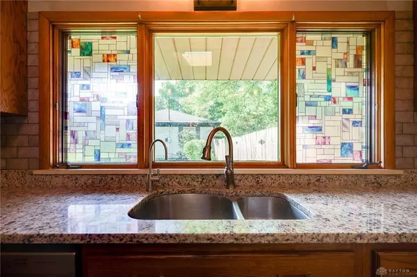 761 Dorchester Drive, Springfield, OH 45506