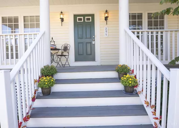 295 Countryside Dr, Lebanon, OH 45036