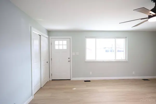 161 Ashbrook Rd, Clayton, OH 45415