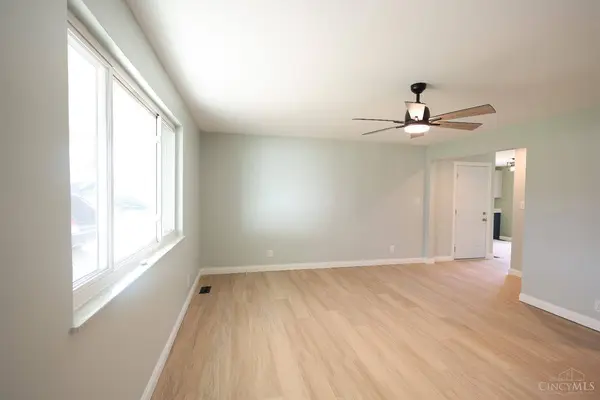 161 Ashbrook Rd, Clayton, OH 45415