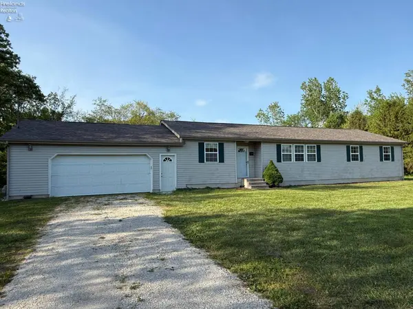 704 County Road 126, Fremont, OH 43420