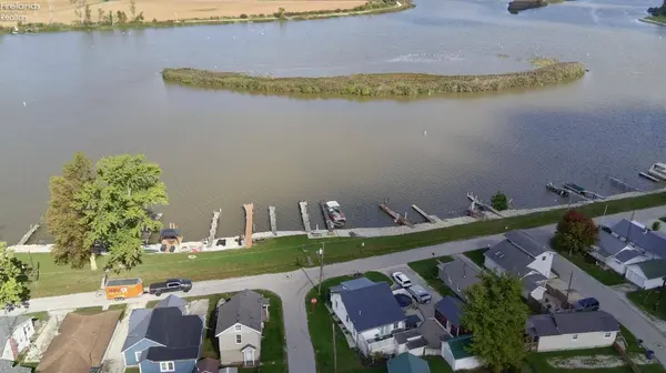 2897 Cr 208, Fremont, OH 43420