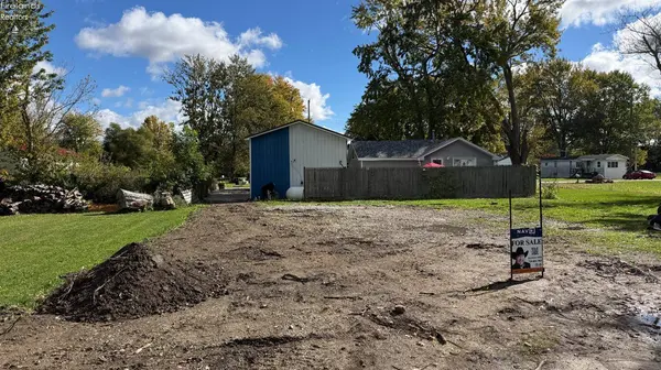 2897 Cr 208, Fremont, OH 43420