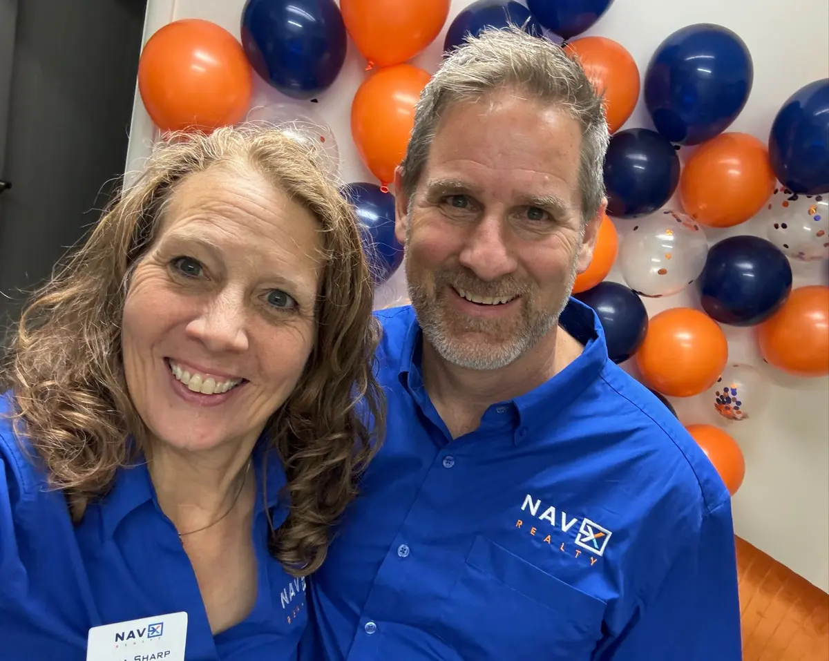 Real estate agents Arnie and Tina Sharp at NavX, serving Rapid City, SD and the Black Hills
