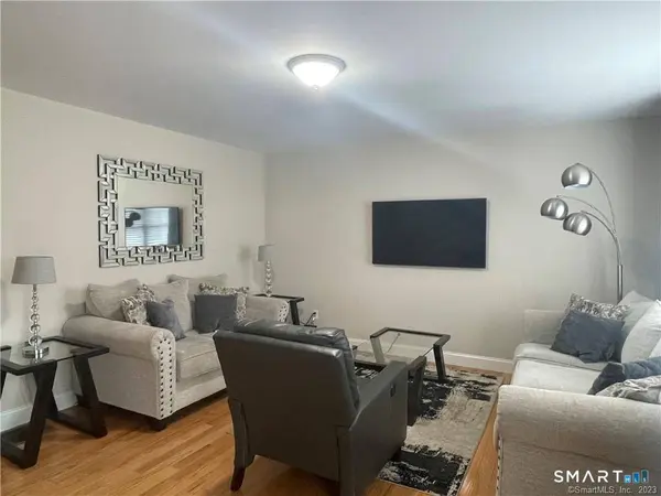 380 King Street #5, Bristol, CT 06010