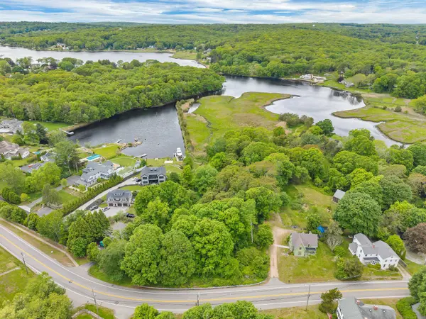 187 Whitehall Avenue, Stonington, CT 06355