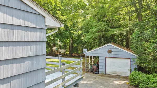 837 Long Cove Road, Ledyard, CT 06335