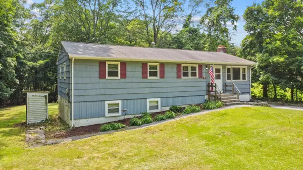 837 Long Cove Road, Ledyard, CT 06335