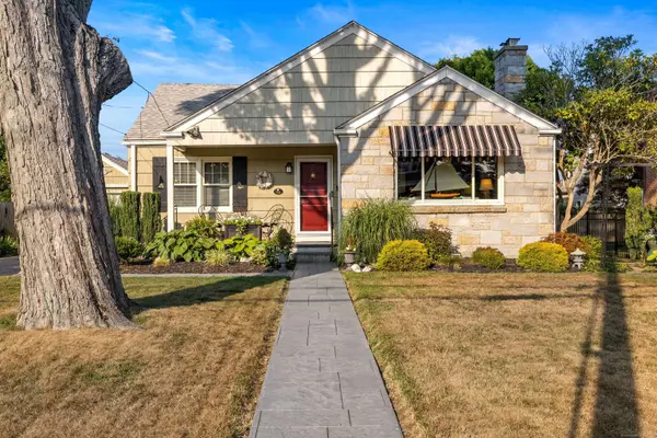 760 Montauk Avenue, New London, CT 06320