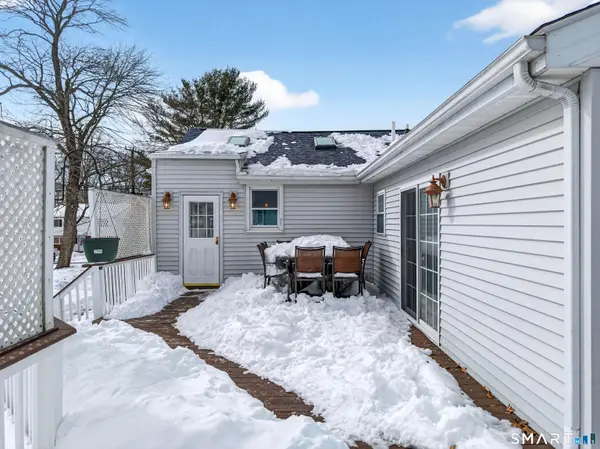 168 Kitemaug Road, Montville, CT 06382