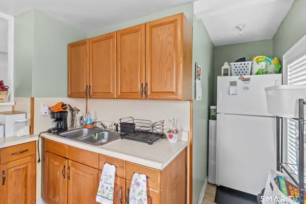74 Woodbridge Avenue, East Hartford, CT 06108