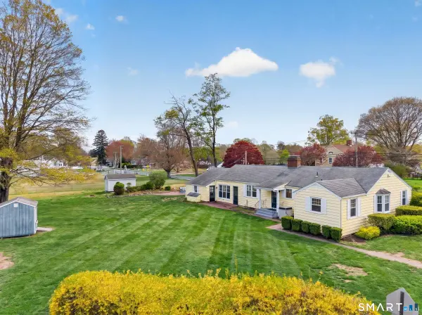 46 Lynde Street, Old Saybrook, CT 06475