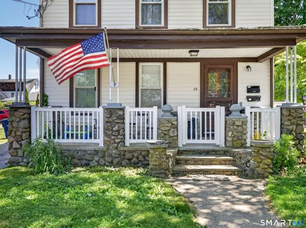28 Moss Street, Stonington, CT 06379