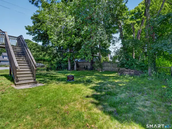 28 Moss Street, Stonington, CT 06379