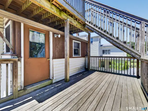 28 Moss Street, Stonington, CT 06379