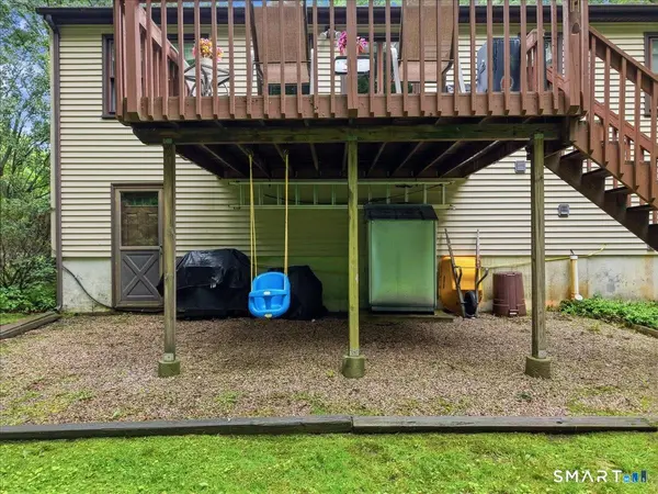 24 Dean Road, East Lyme, CT 06333