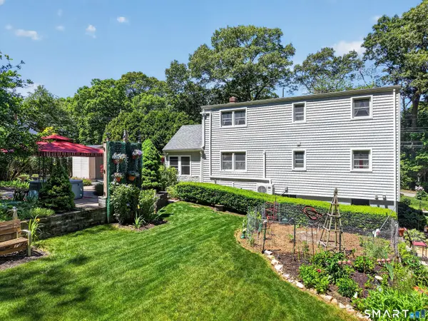 4 Stevens Avenue, Ledyard, CT 06339