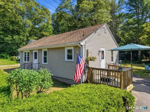 8 Mill Cove Road, Ledyard, CT 06335