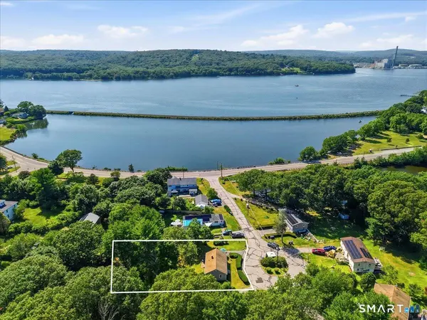 8 Mill Cove Road, Ledyard, CT 06335