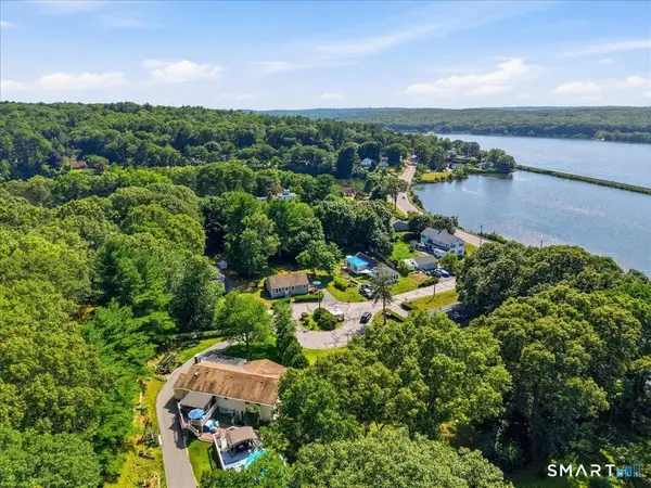 8 Mill Cove Road, Ledyard, CT 06335