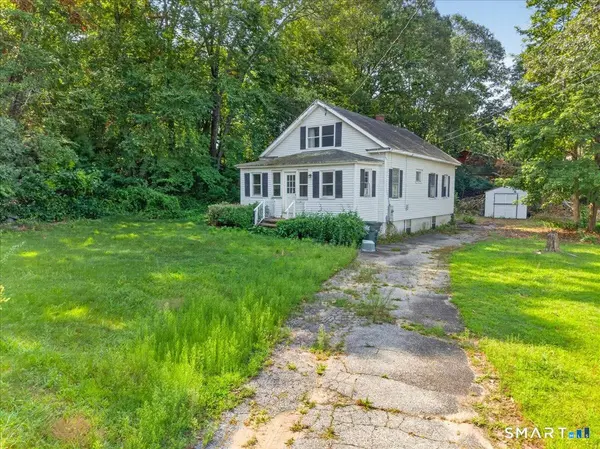 10 Mill Cove Road, Ledyard, CT 06335