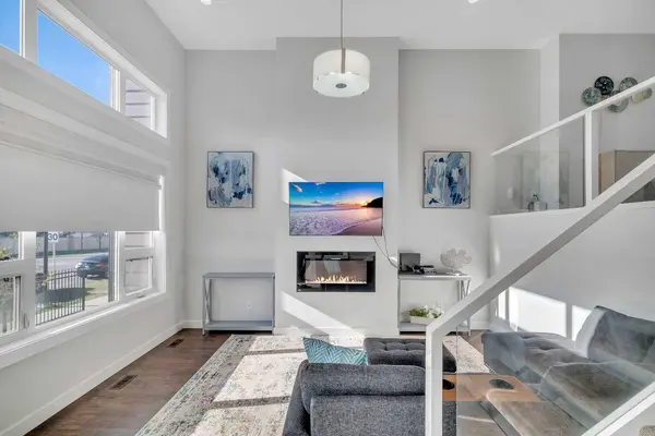 1530 Bayside AVE SW #404, Airdrie, AB T4B 4B5