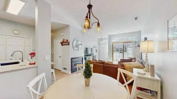 15672 Garnet WAY #35, Apple Valley, MN 55124