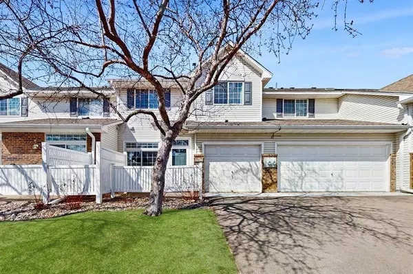 15672 Garnet WAY #35, Apple Valley, MN 55124