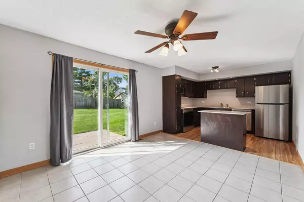 1928 Turquoise TRL, Eagan, MN 55122