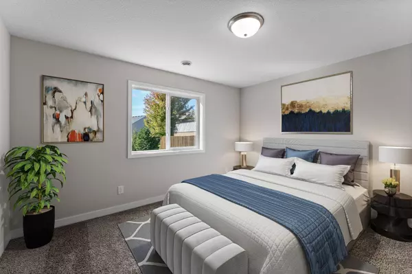 27241 Petes Hill TRL, Elko New Market, MN 55020