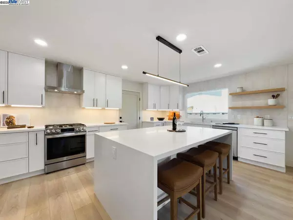 6196 Inglewood Dr, Pleasanton, CA 94588