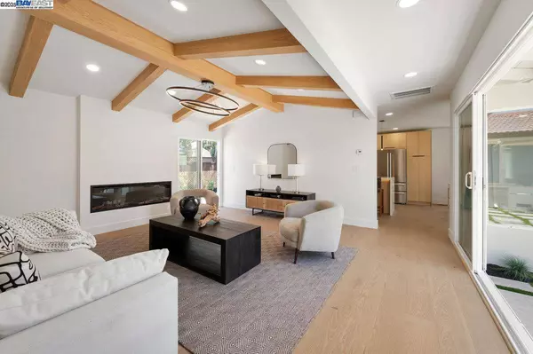 2662 Tuliptree Ln, Santa Clara, CA 95051