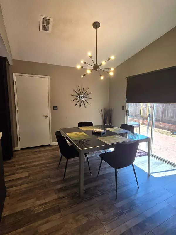 9388 Allendale WAY, Sacramento, CA 95829